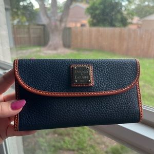 Like new Dooney and Bourke wallet